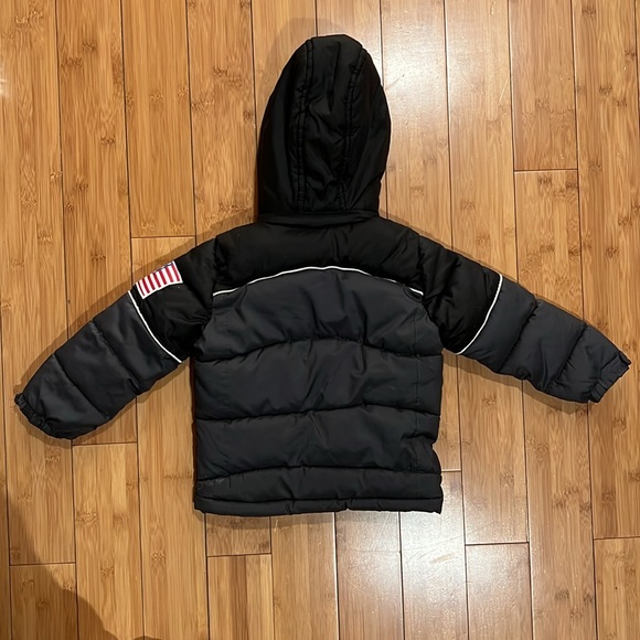 Like New Size 4 Unisex Boys or Girls U.S. Polo Assn. super warm winter jacket. - Picture 2 of 3